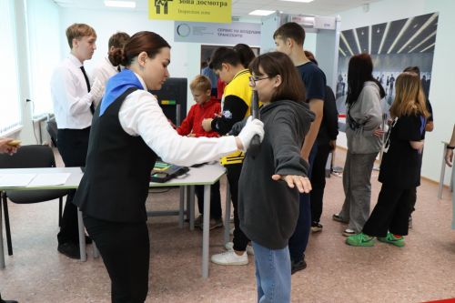 Прокурор Лаишевского района поздравил воспитанников детского дома с Днем защиты детей