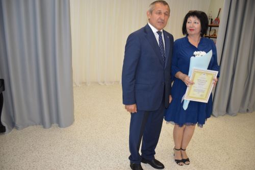 Сотрудников Лаишевского реабилитационного центра для детей и подростков с ограниченными возможностями здоровья поздравили с Днем социального работника