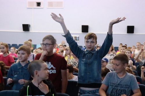 Фестиваль «Радуга планеты Детства» собрал друзей в РДК Лаишева