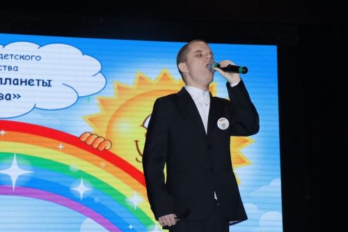 Фестиваль «Радуга планеты Детства» собрал друзей в РДК Лаишева