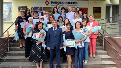 Ильдус Зарипов поздравляет с Днем социального работника