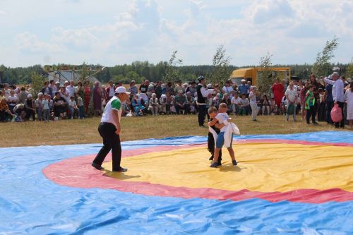 Жители села Сингели Лаишевского района весело отмечают День села