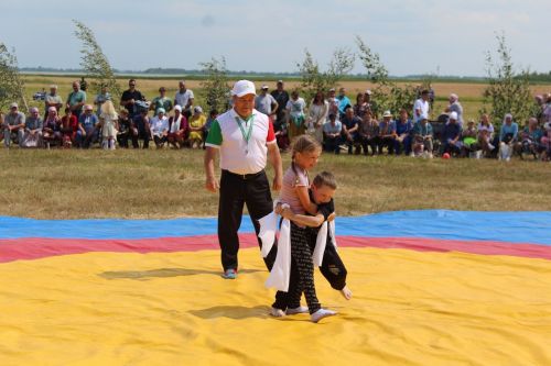 Жители села Сингели Лаишевского района весело отмечают День села