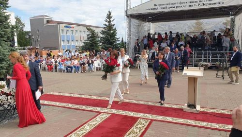 Лейла Фазлеева приехала в Лаишево для участия в Державинском фестивале поэзии