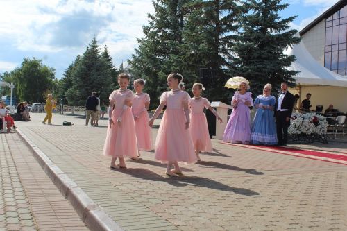 Лейла Фазлеева приехала в Лаишево для участия в Державинском фестивале поэзии