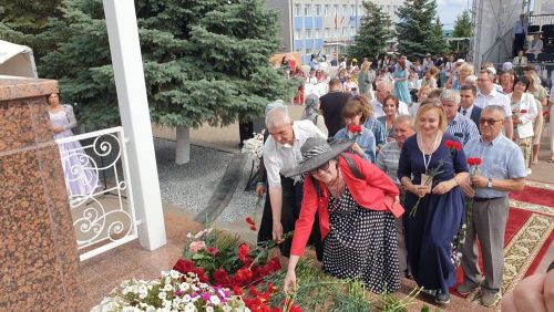 Лейла Фазлеева приехала в Лаишево для участия в Державинском фестивале поэзии