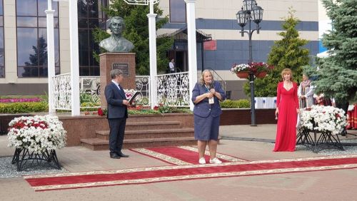 Лейла Фазлеева приехала в Лаишево для участия в Державинском фестивале поэзии
