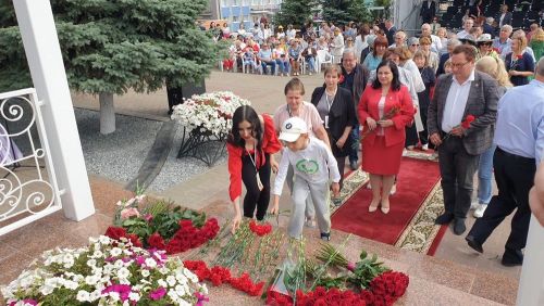 Лейла Фазлеева приехала в Лаишево для участия в Державинском фестивале поэзии