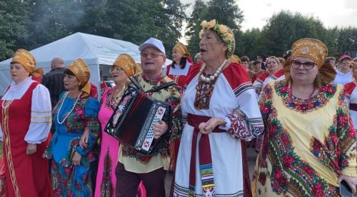 Сегодня село Среднее Девятово Лаишевского района принимает гостей из Татарстана и России