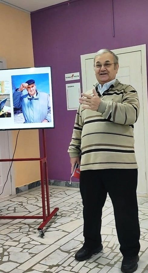Сельская школа будет носить имя академика Валентина Андреева