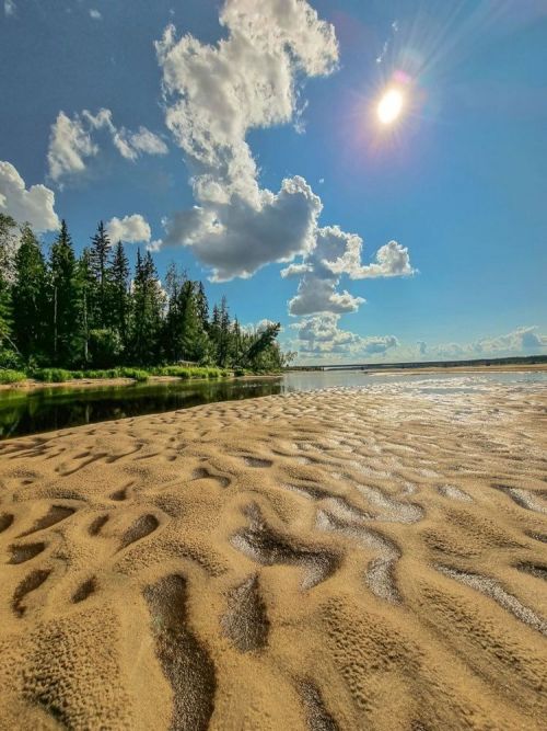 Мгновения жизни одной северной реки показаны в фотоработах Сани Буткова. Онлайн-фотогалерея «Яркий мир»