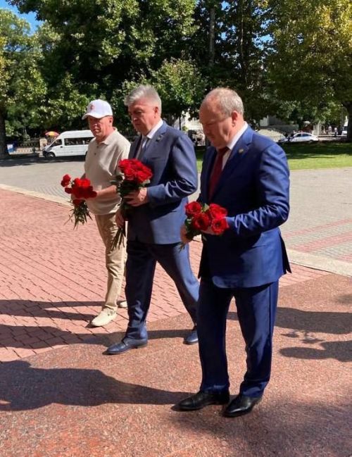 Сегодня представители из Татарстана почтили память защитников Севастополя