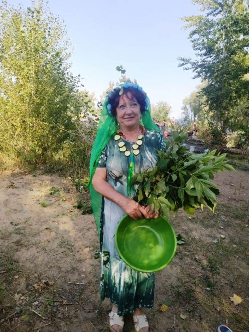 Вареньем из огурцов угощались в День огурца творческие коллективы районного дома культуры