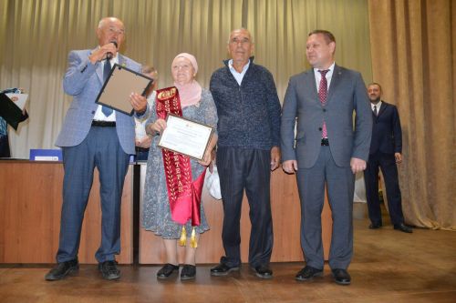Кичә Татарстан Республикасының кошчылык тармагы хезмәт ветераннарының традицион очрашуы узды