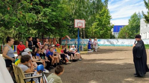 Воспитанники Лаишевского реабилитационного центра отметили августовские Спасы