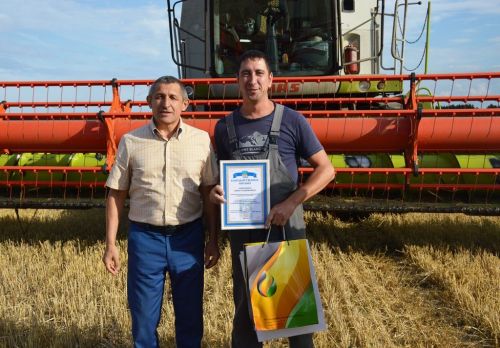 Глава Лаишевского района поощрил лучших комбайнеров