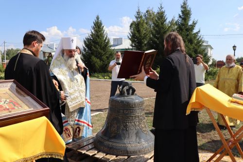 В Лаишевском районе в память об участнике СВО в селе Никольское на колокольню установили колокол