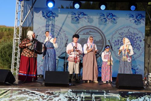 Сегодня село Среднее Девятово Лаишевского района принимает гостей из Татарстана и России