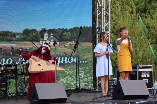 Сегодня село Среднее Девятово Лаишевского района принимает гостей из Татарстана и России