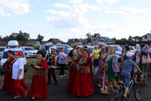 Сегодня село Среднее Девятово Лаишевского района принимает гостей из Татарстана и России