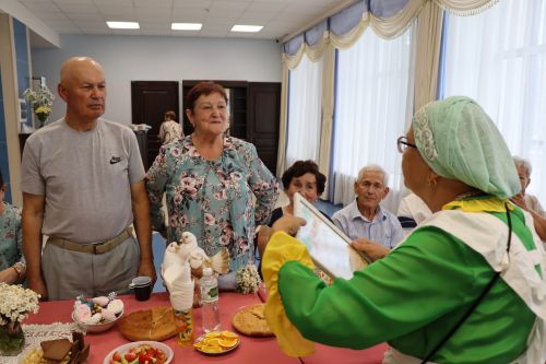 Семейные пары объединила любовь к творчеству