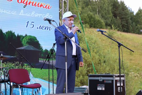 Сегодня село Среднее Девятово Лаишевского района принимает гостей из Татарстана и России
