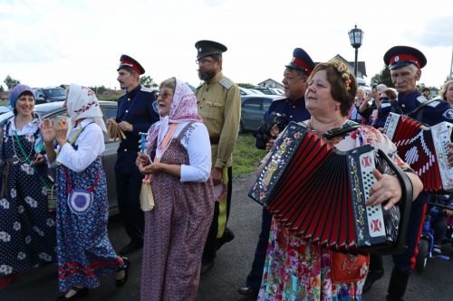 Сегодня село Среднее Девятово Лаишевского района принимает гостей из Татарстана и России