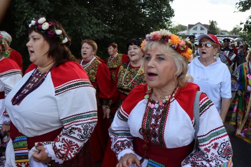 Сегодня село Среднее Девятово Лаишевского района принимает гостей из Татарстана и России