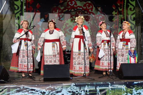 Сегодня село Среднее Девятово Лаишевского района принимает гостей из Татарстана и России