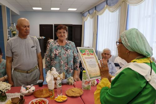 Семейные пары объединила любовь к творчеству
