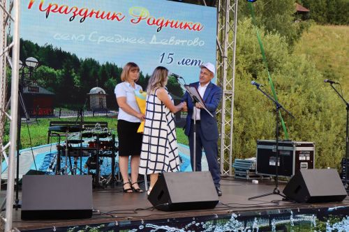 Сегодня село Среднее Девятово Лаишевского района принимает гостей из Татарстана и России