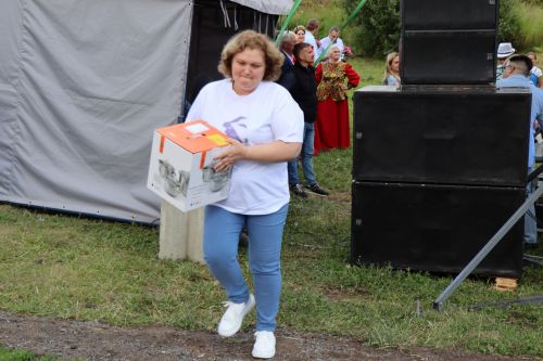 Сегодня село Среднее Девятово Лаишевского района принимает гостей из Татарстана и России