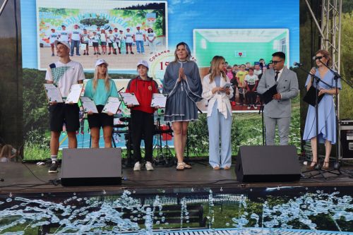 Сегодня село Среднее Девятово Лаишевского района принимает гостей из Татарстана и России