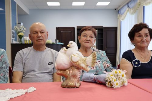 Семейные пары объединила любовь к творчеству