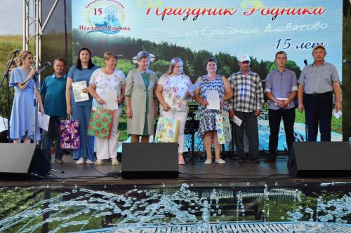 Сегодня село Среднее Девятово Лаишевского района принимает гостей из Татарстана и России