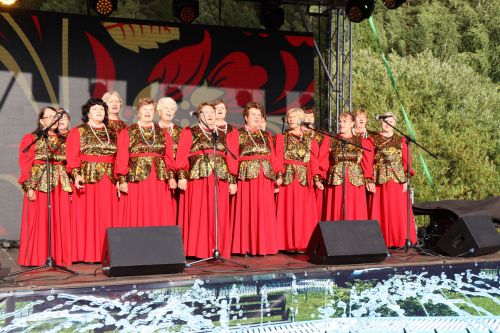 Сегодня село Среднее Девятово Лаишевского района принимает гостей из Татарстана и России