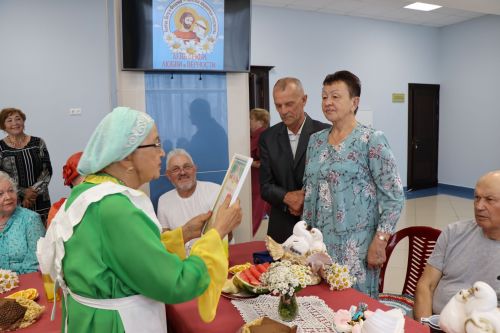 Семейные пары объединила любовь к творчеству