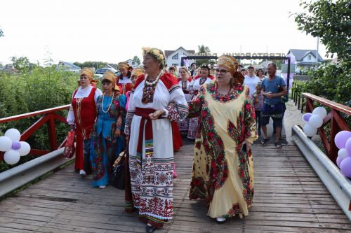 Сегодня село Среднее Девятово Лаишевского района принимает гостей из Татарстана и России