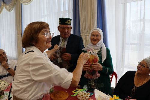 Семейные пары объединила любовь к творчеству