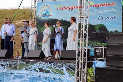 Сегодня село Среднее Девятово Лаишевского района принимает гостей из Татарстана и России