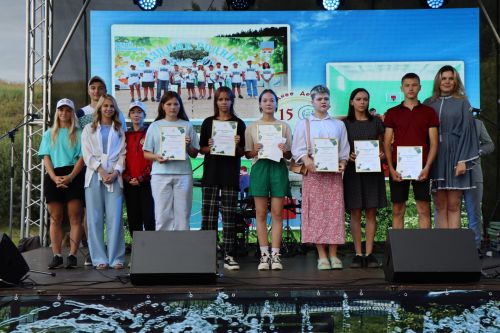 Сегодня село Среднее Девятово Лаишевского района принимает гостей из Татарстана и России