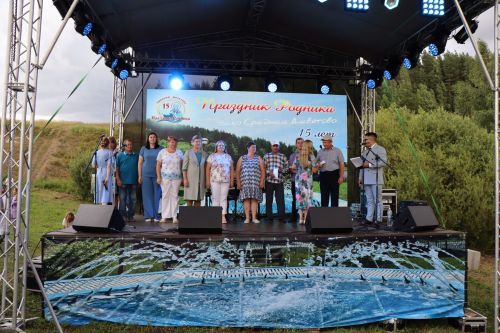 Сегодня село Среднее Девятово Лаишевского района принимает гостей из Татарстана и России