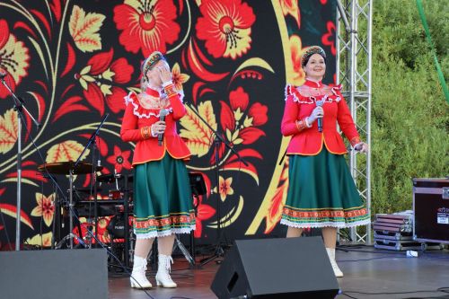 Сегодня село Среднее Девятово Лаишевского района принимает гостей из Татарстана и России