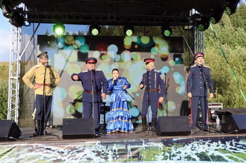 Сегодня село Среднее Девятово Лаишевского района принимает гостей из Татарстана и России