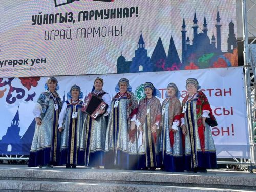 Ансамбль «Русская душа» стал лауреатом республиканского фестиваля-праздника народного творчества «Играй, гармонь!»
