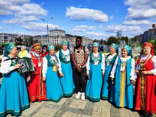 Ансамбль «Березка» Нармонского СДК участвовал в республиканском празднике «Играй, гармонь!»