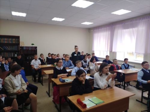 Лаеш районы мәктәпләрендә «БДД» ДБУның әйдәп баручы белгече укучылар белән очрашулар үткәрә