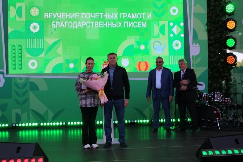 Лаишевские аграрии представили свою продукцию на «Дне садовода-2023»