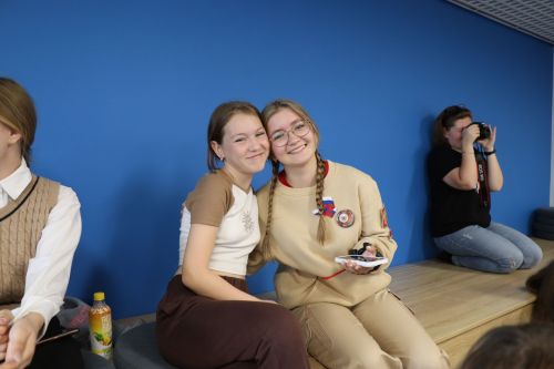 Сегодня в Молодежном центре «Белогорье» состоялось торжественное принятие в ряды «Движения первых».