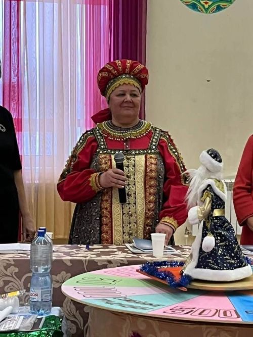 Под Новый год Вера Курынцева и Валентина Клюшина побывали в Казани на «Поле чудес»